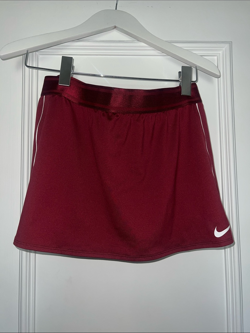 Nike Burgundy Athletic Skort with White Swoosh Size Medium